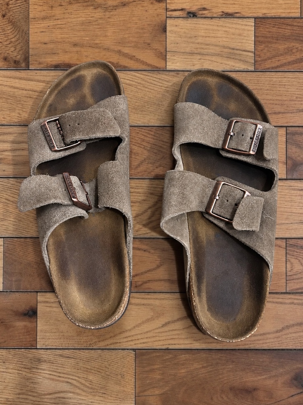 Birkenstock Arizona Taupe Suede Unisex Sandals Women’s 9.5-10 Men’s 7.5-8